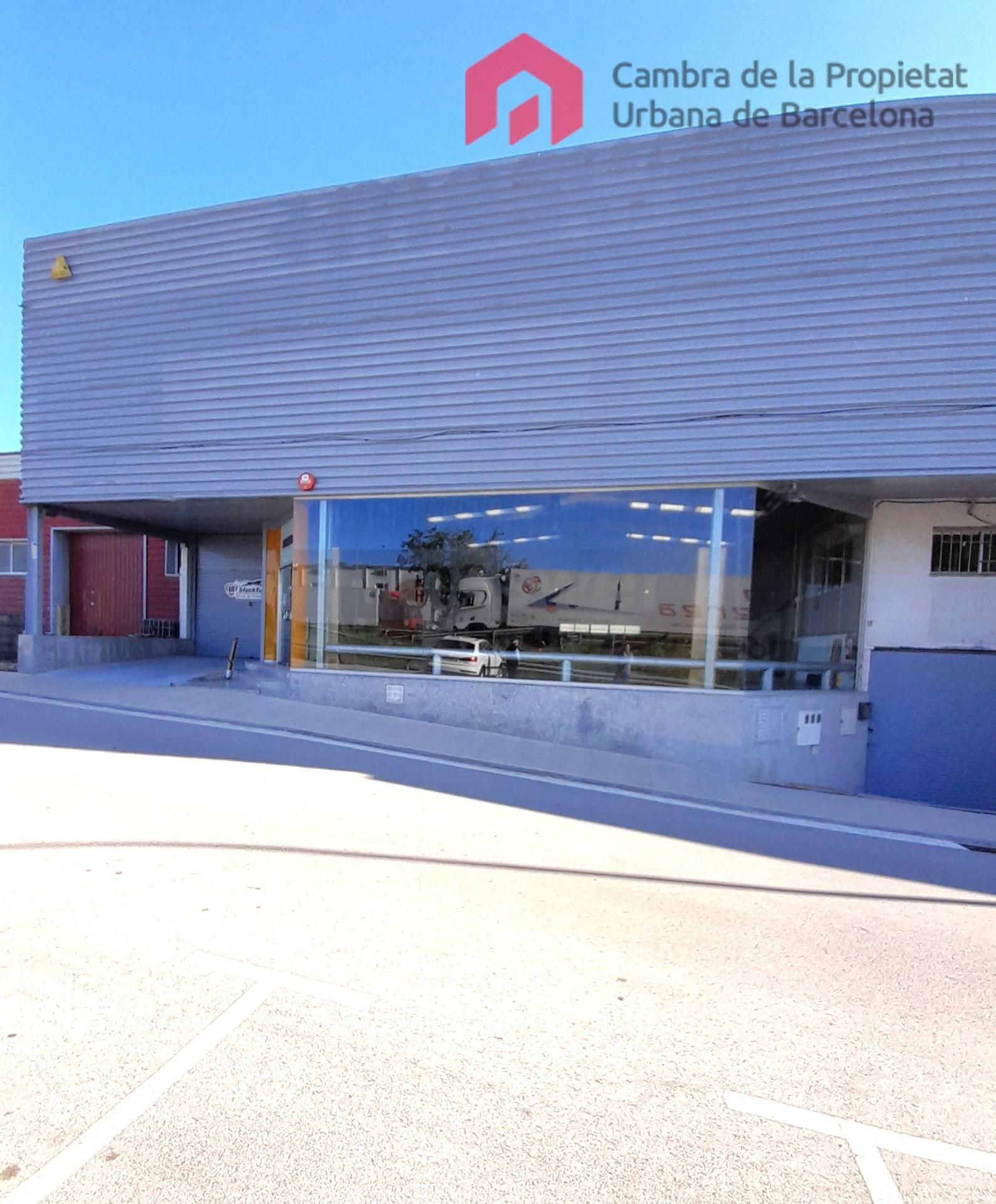 Exterior view of Industrial buildings for sale in Sant Esteve Sesrovires