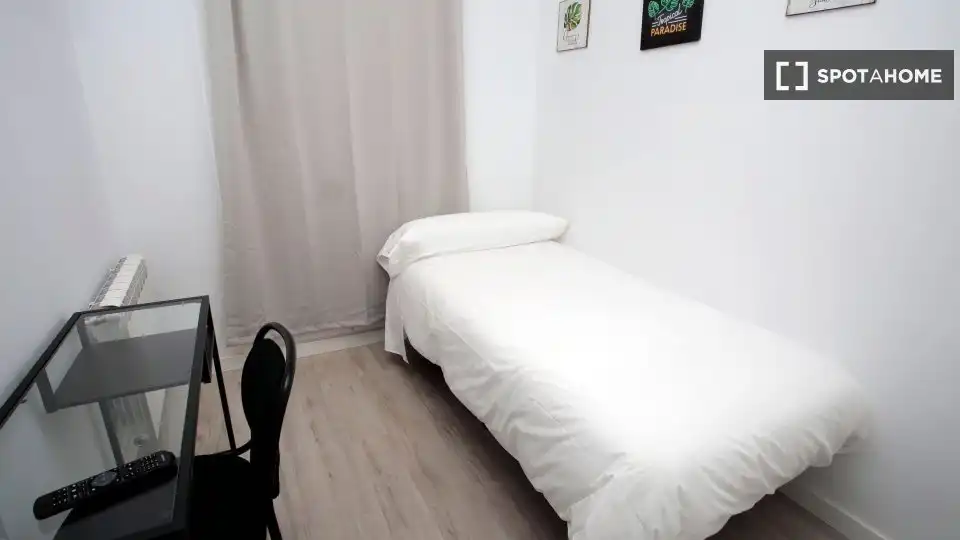 Room in Sol