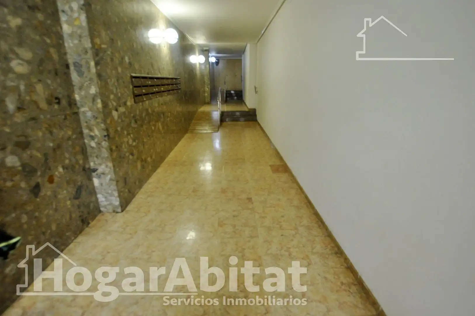 Flat for sale in Valencia  with Air Conditioner, Furnished and Balcony
