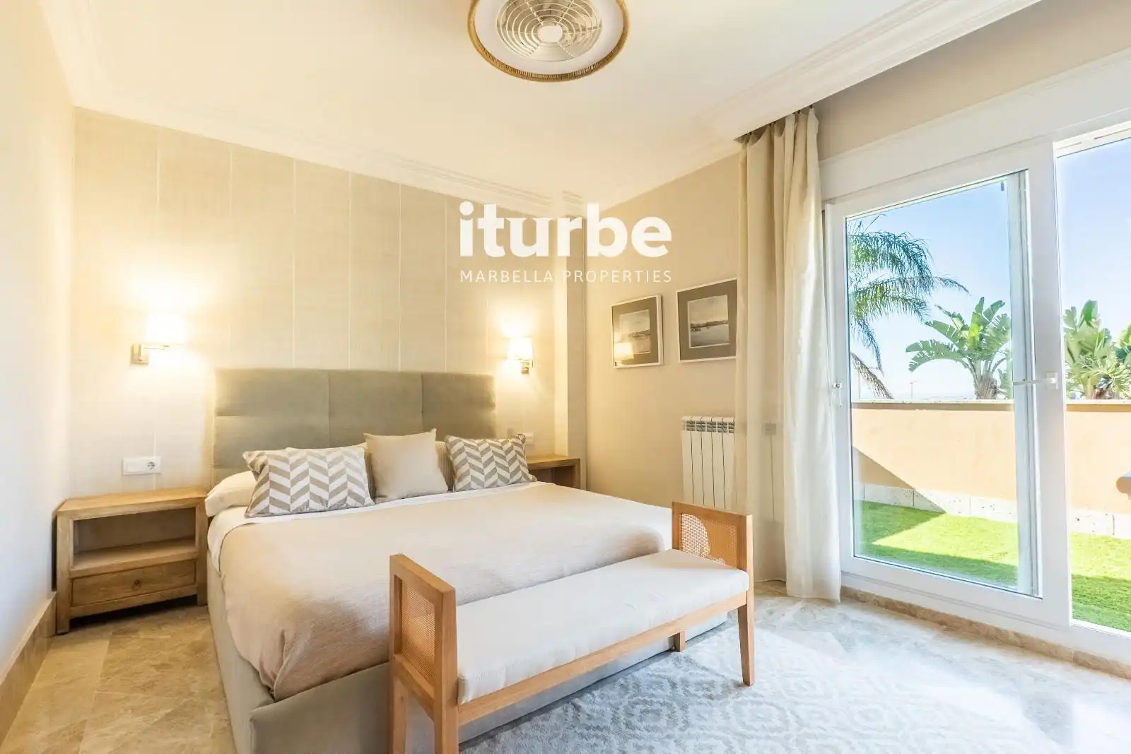 Bedroom of Houses for rent in Marbella  with Air Conditioner, Heating and Private garden
