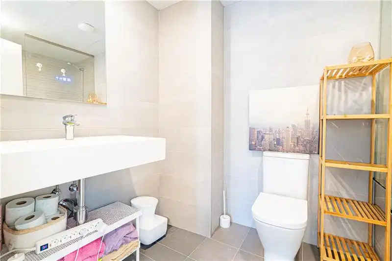 Bathroom of Flat for sale in Calvià  with Air Conditioner, Terrace and Community pool