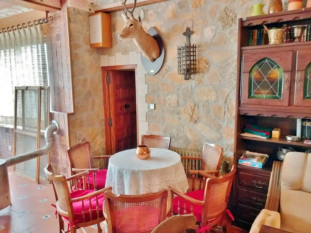 Casa o chalet en venta en Alpuente con Calefacción, Terraza y Horno