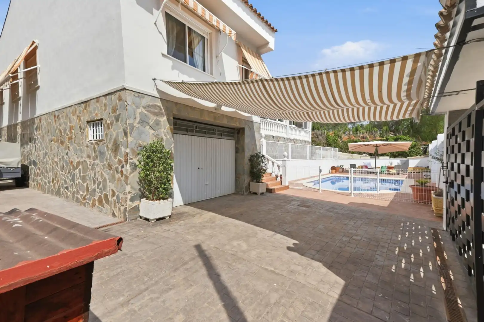 Vista exterior de Casa o chalet en venta en Torrent con Aire acondicionado, Calefacción y Jardín privado
