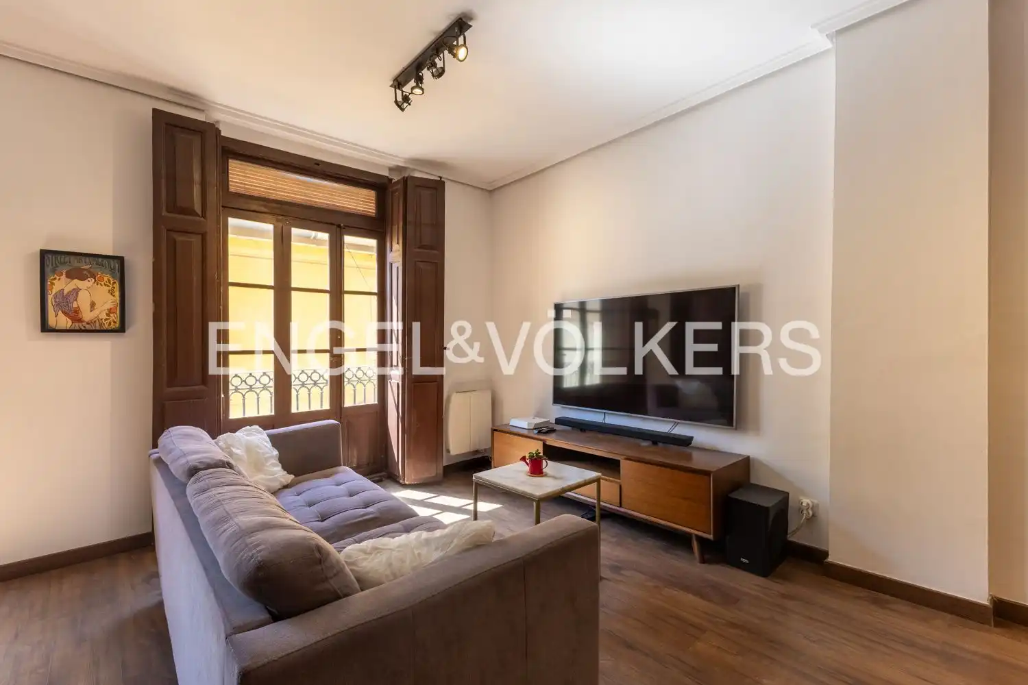 Living room of Flat for rent in Ciutat Vella 
