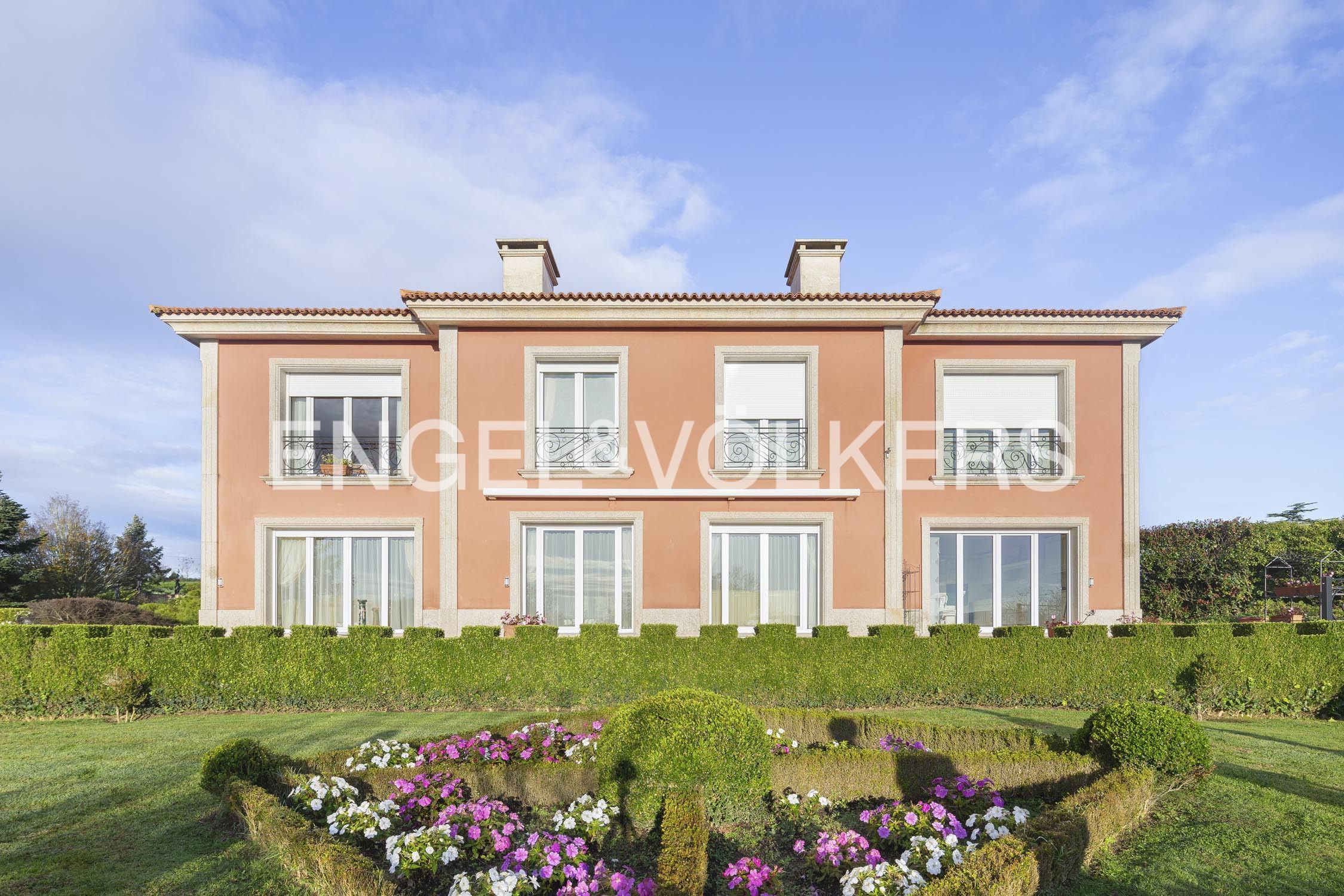 Exterior view of House or chalet for sale in Bergondo  with Heating, Private garden and Swimming Pool