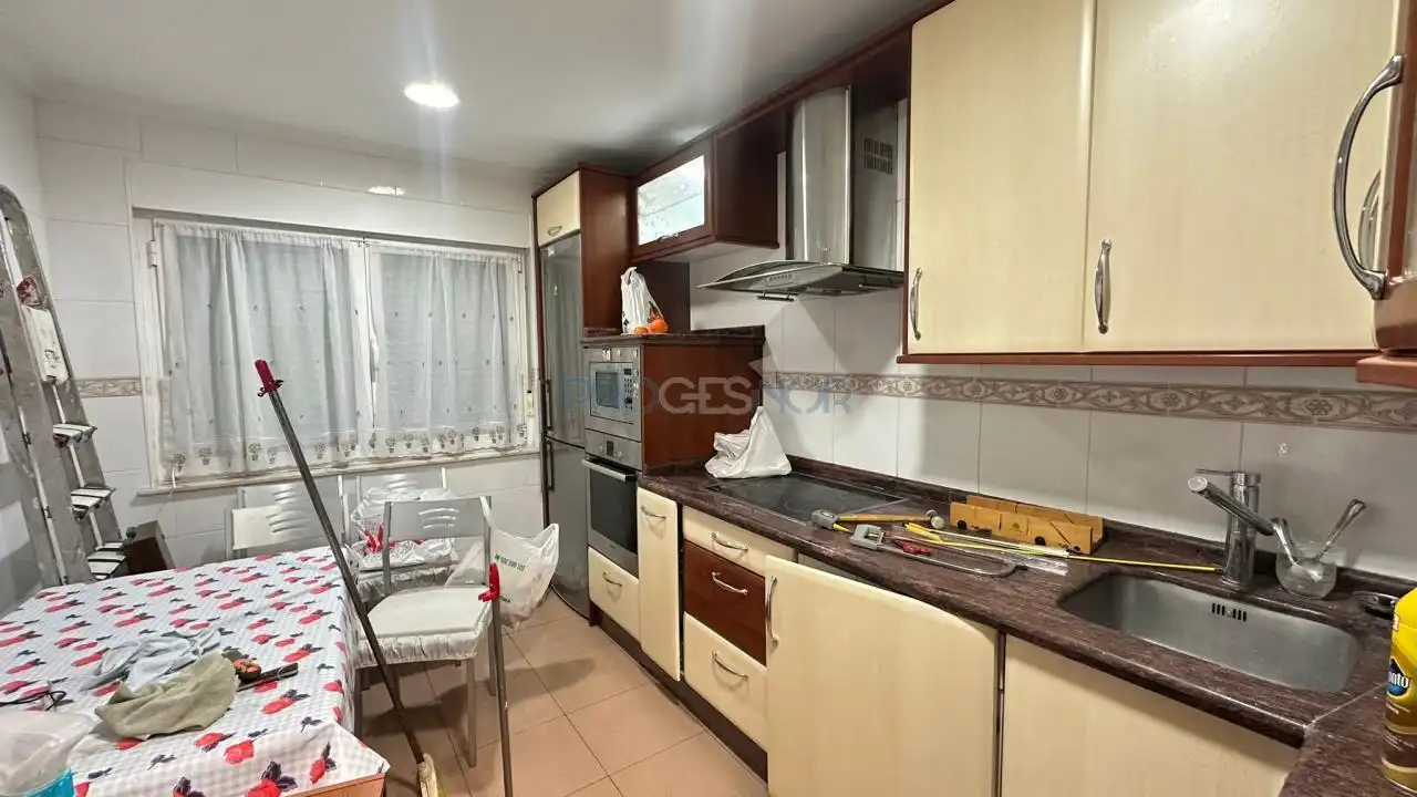 Cocina de Piso en venta en León Capital  con Calefacción, Terraza y Amueblado