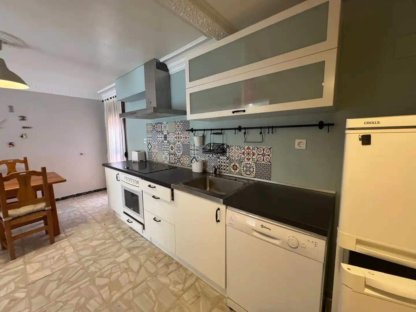 Kitchen of Houses for sale in Brea de Aragón