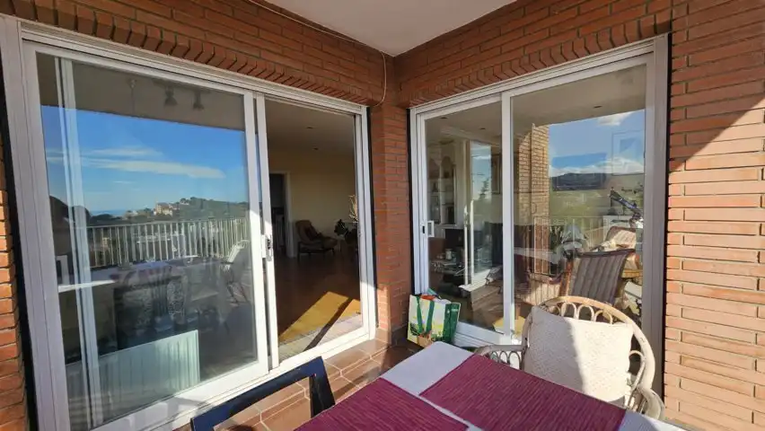 Terrassa de Casa o xalet en venda en Barcelona amb Aire condicionat, Calefacció i Jardí privat