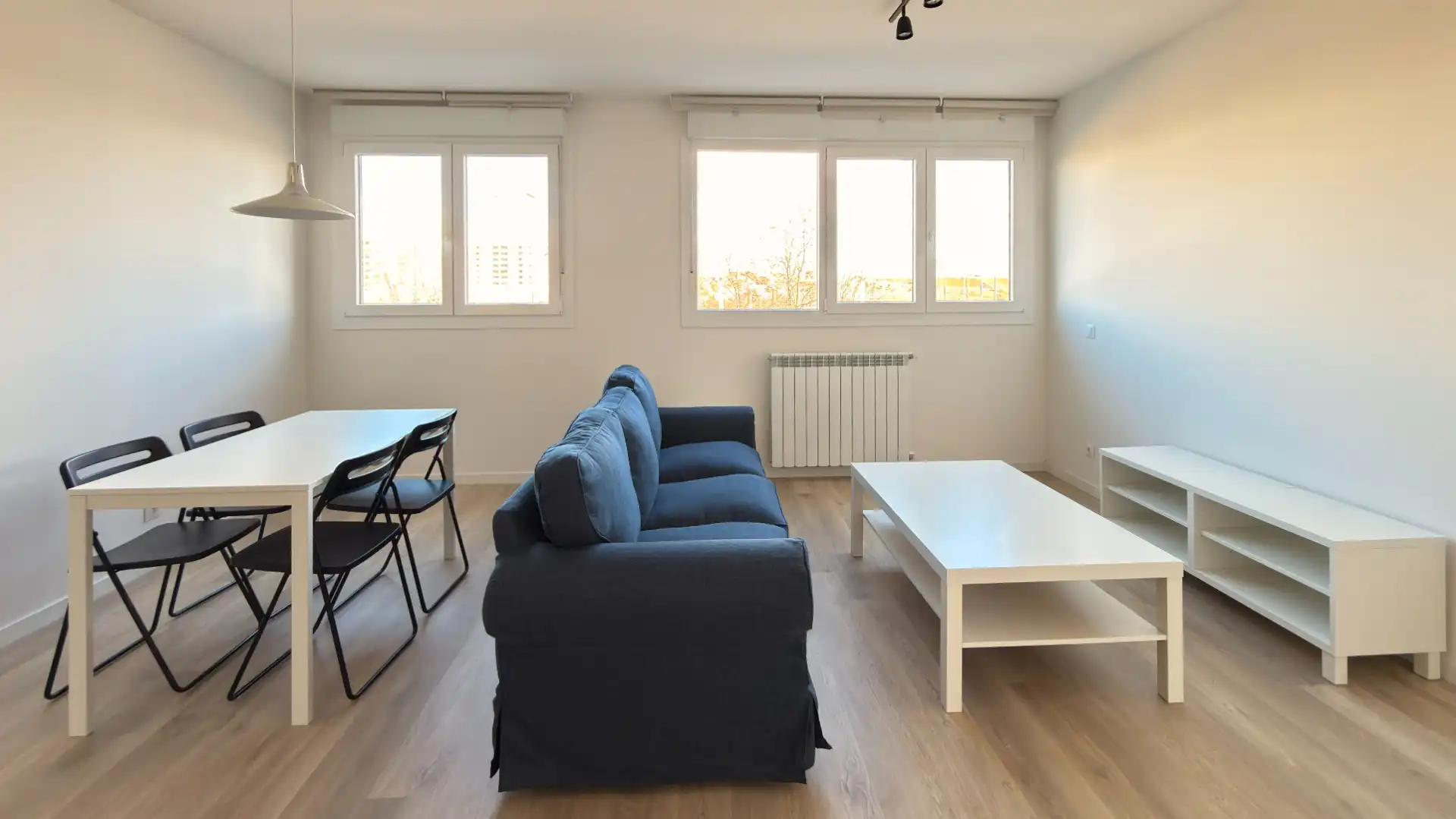 Wohnzimmer von Wohnungen zur Miete in Tres Cantos mit Klimaanlage, Heizung und Terrasse