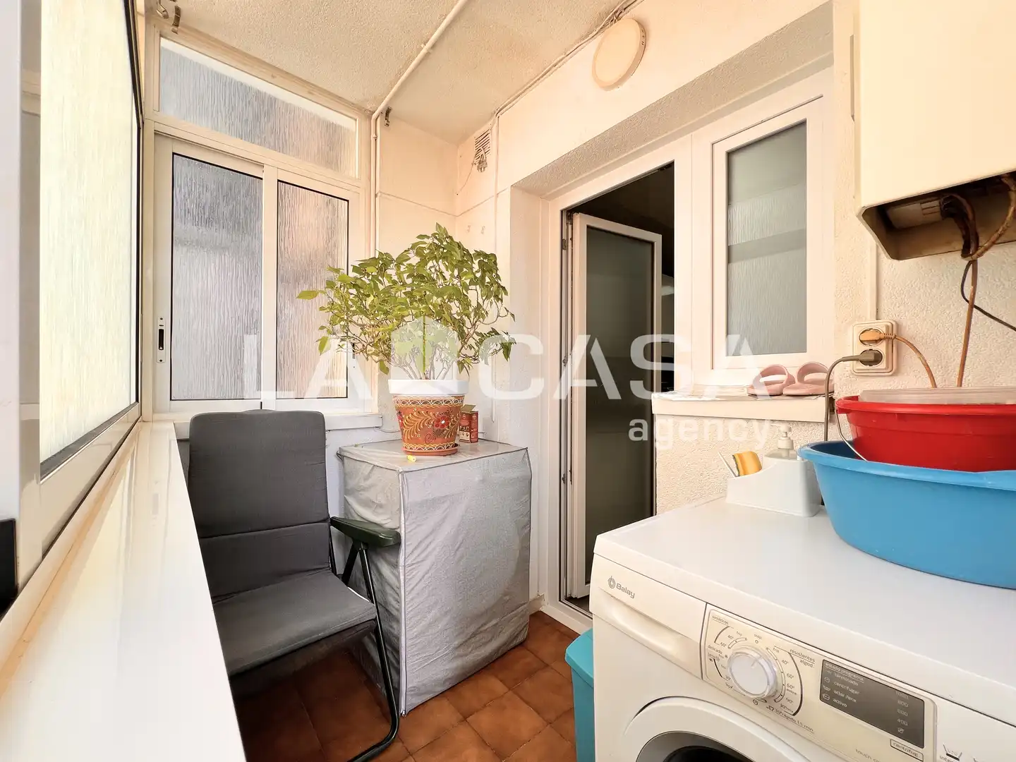 Habitación de Piso en venta en Badalona con Calefacción, Terraza y Trastero