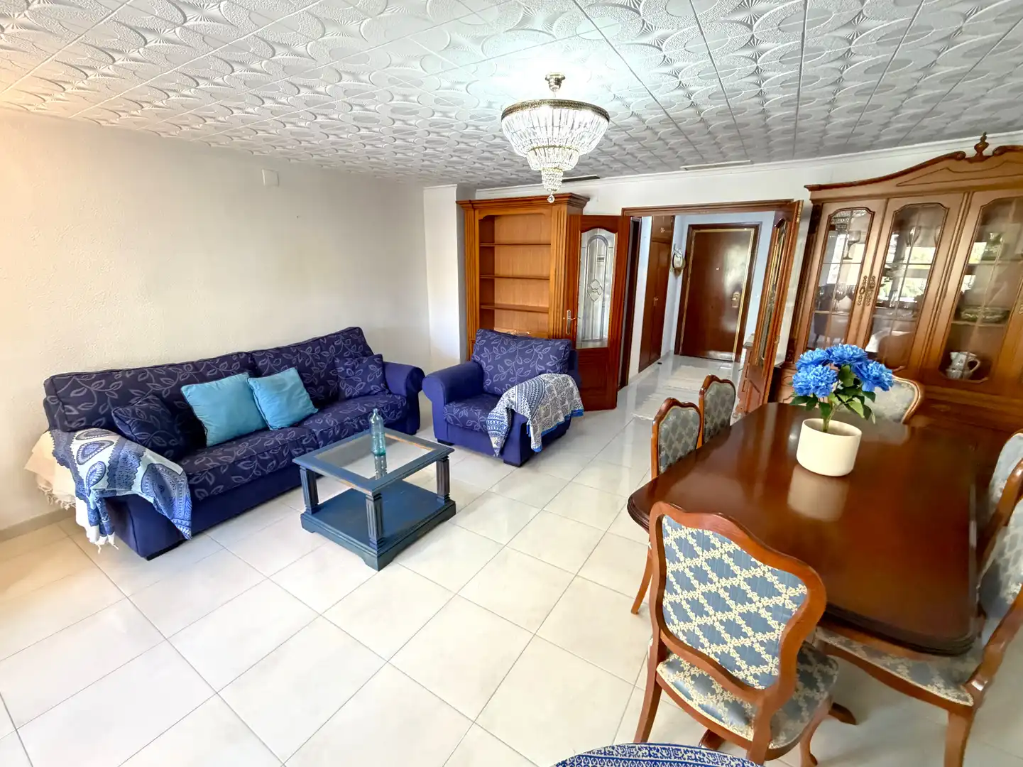 Sala de estar de Piso de alquiler en Alicante / Alacant con Aire acondicionado, Terraza y Amueblado