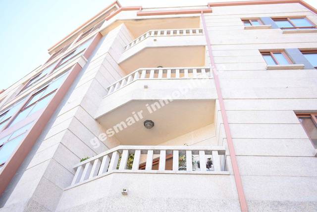 Piso en Alquiler en Avenida Porteliña, 16 en San Salvador - Caeira