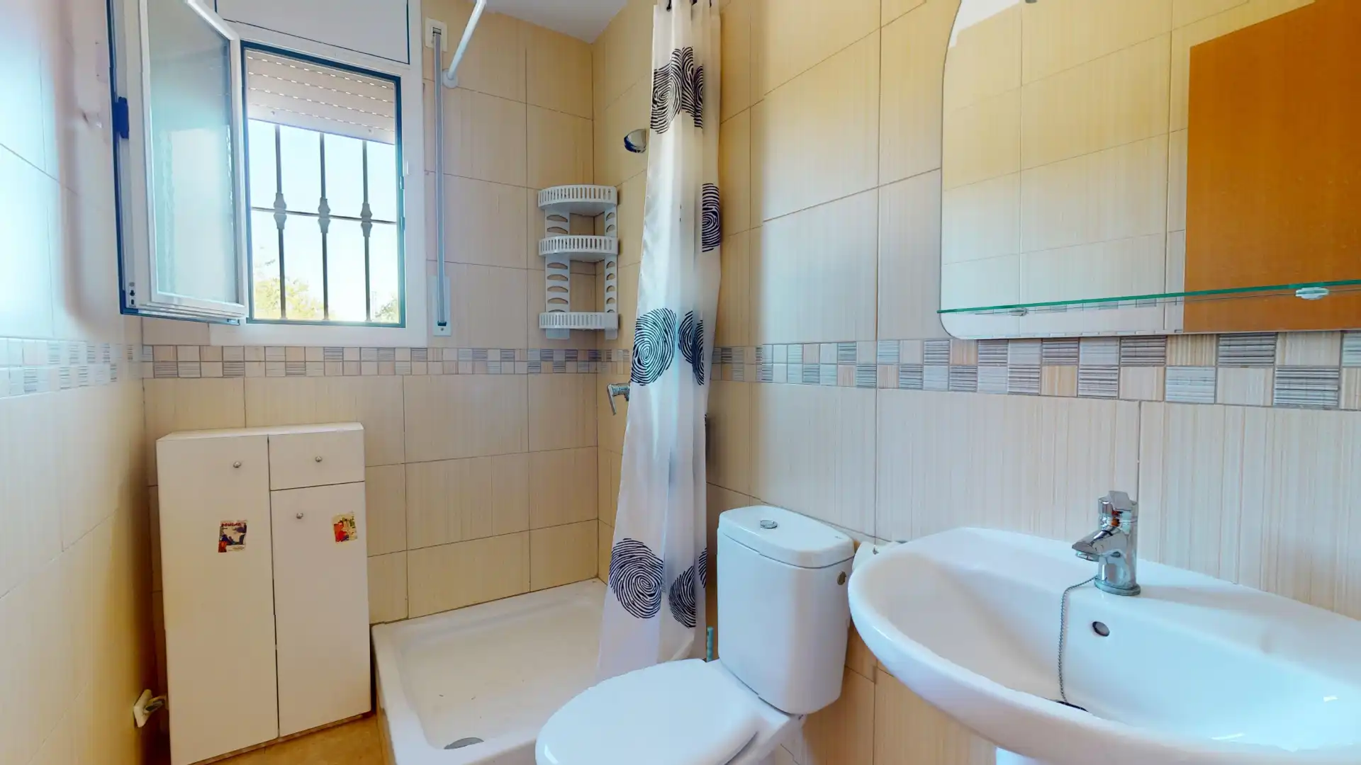 Bathroom of Houses for sale in Aiguamúrcia  with Private garden, Furnished and Oven