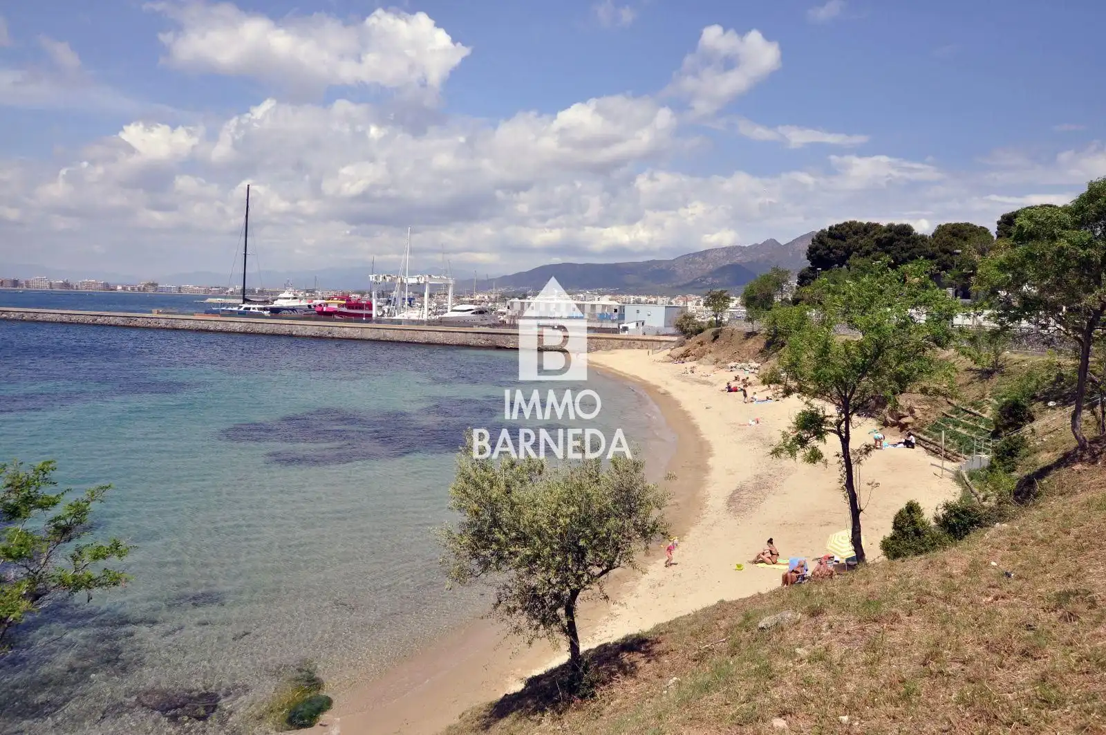 Flat for sale in Roses  with Heating, Terrace and Storage room