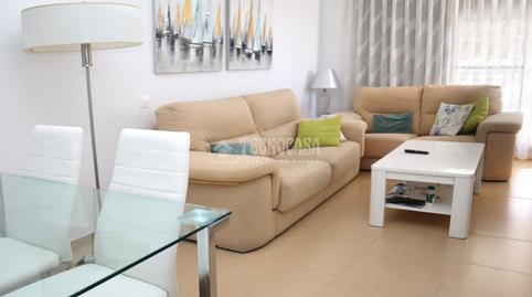 Foto 2 de Piso en venta en Las Escobetas, Almería