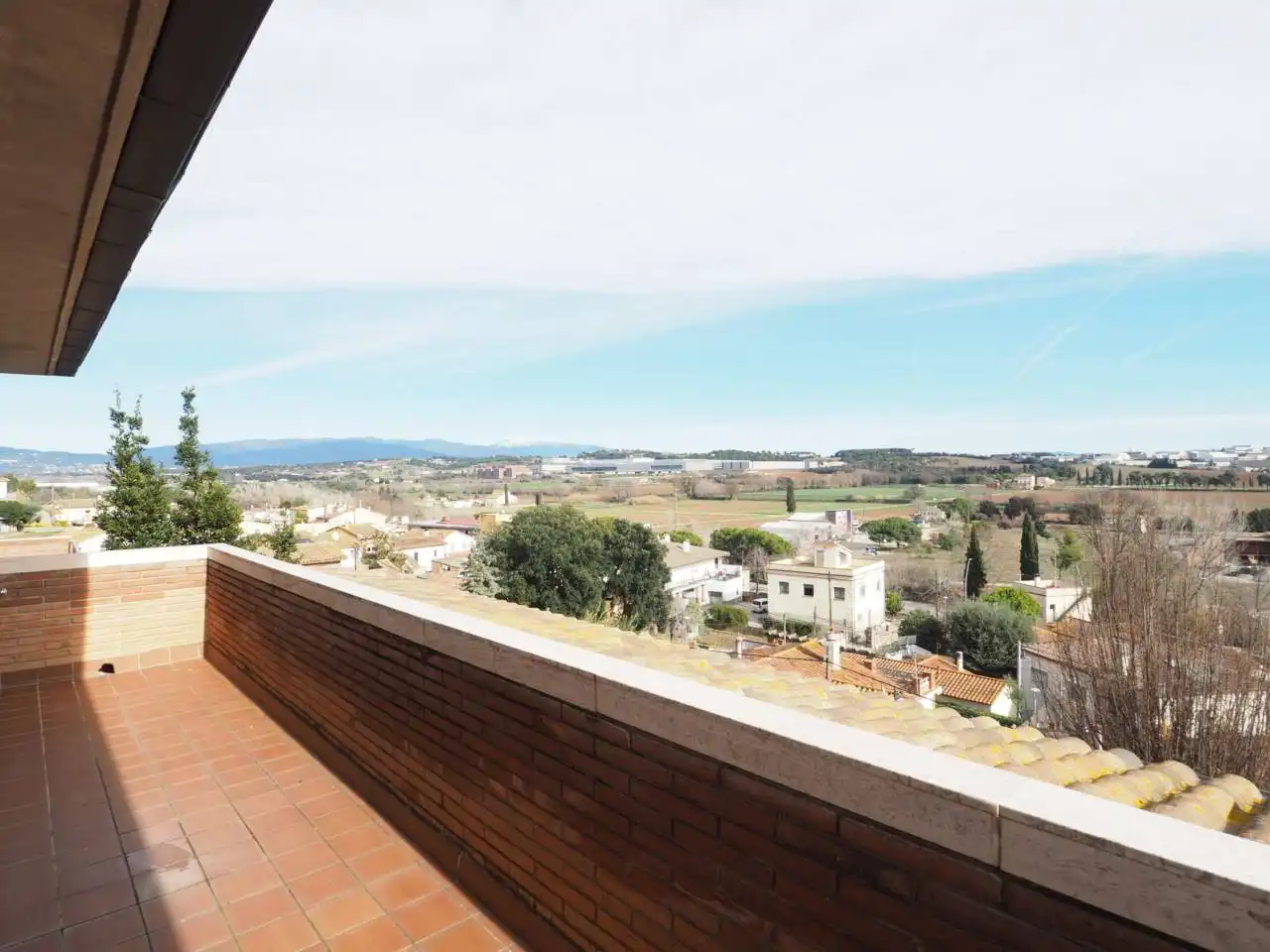 Vista exterior de Casa o xalet en venda en Lliçà de Vall amb Aire condicionat, Calefacció i Jardí privat