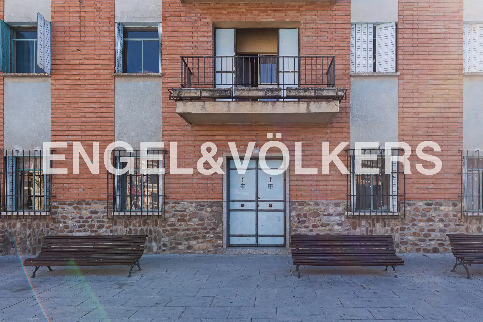 Vista exterior de Casa adosada en venda en Fuente El Saz de Jarama amb Calefacció, Jardí privat i Terrassa