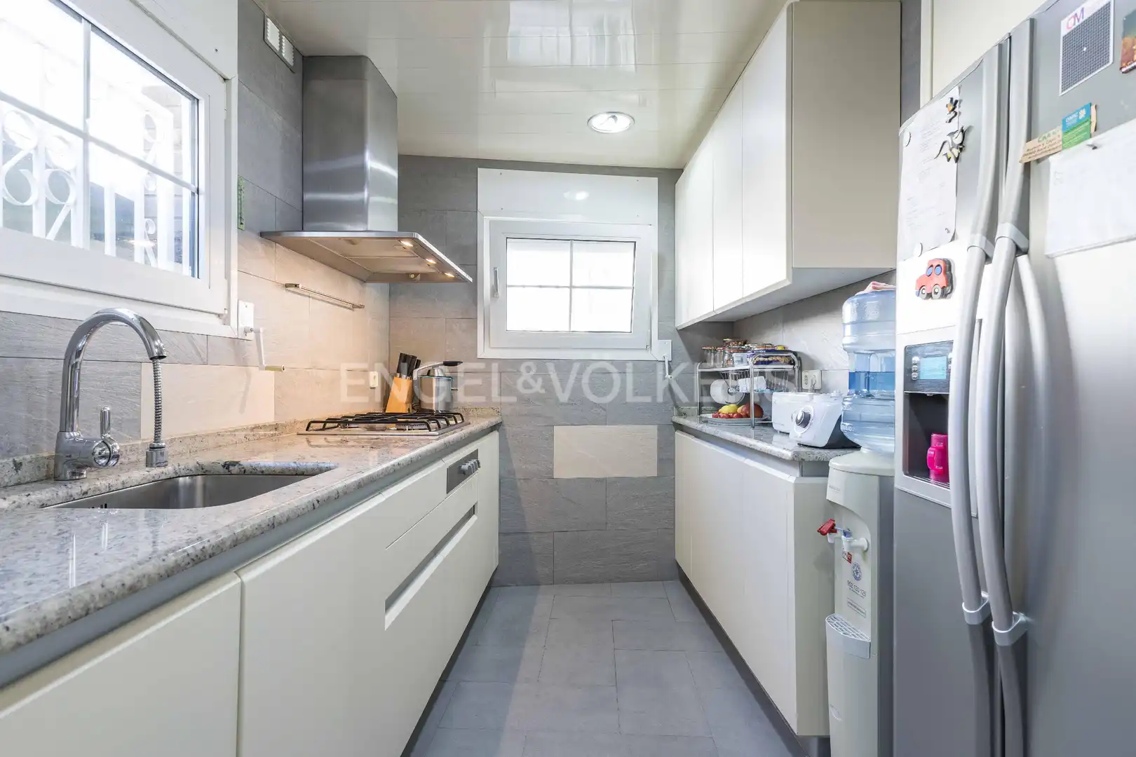 Cocina de Casa o chalet en venta en Esplugues de Llobregat con Aire acondicionado, Calefacción y Jardín privado