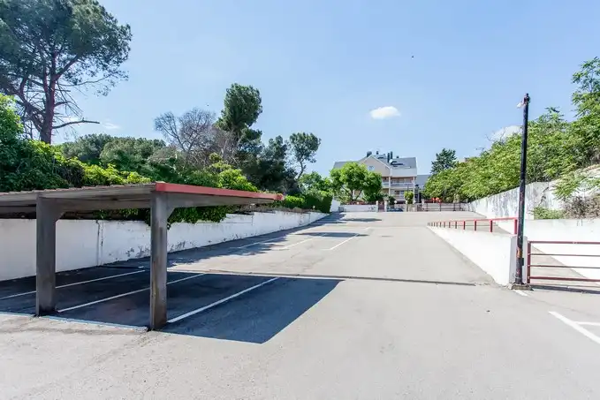 Parking of Garage for rent in Las Rozas de Madrid
