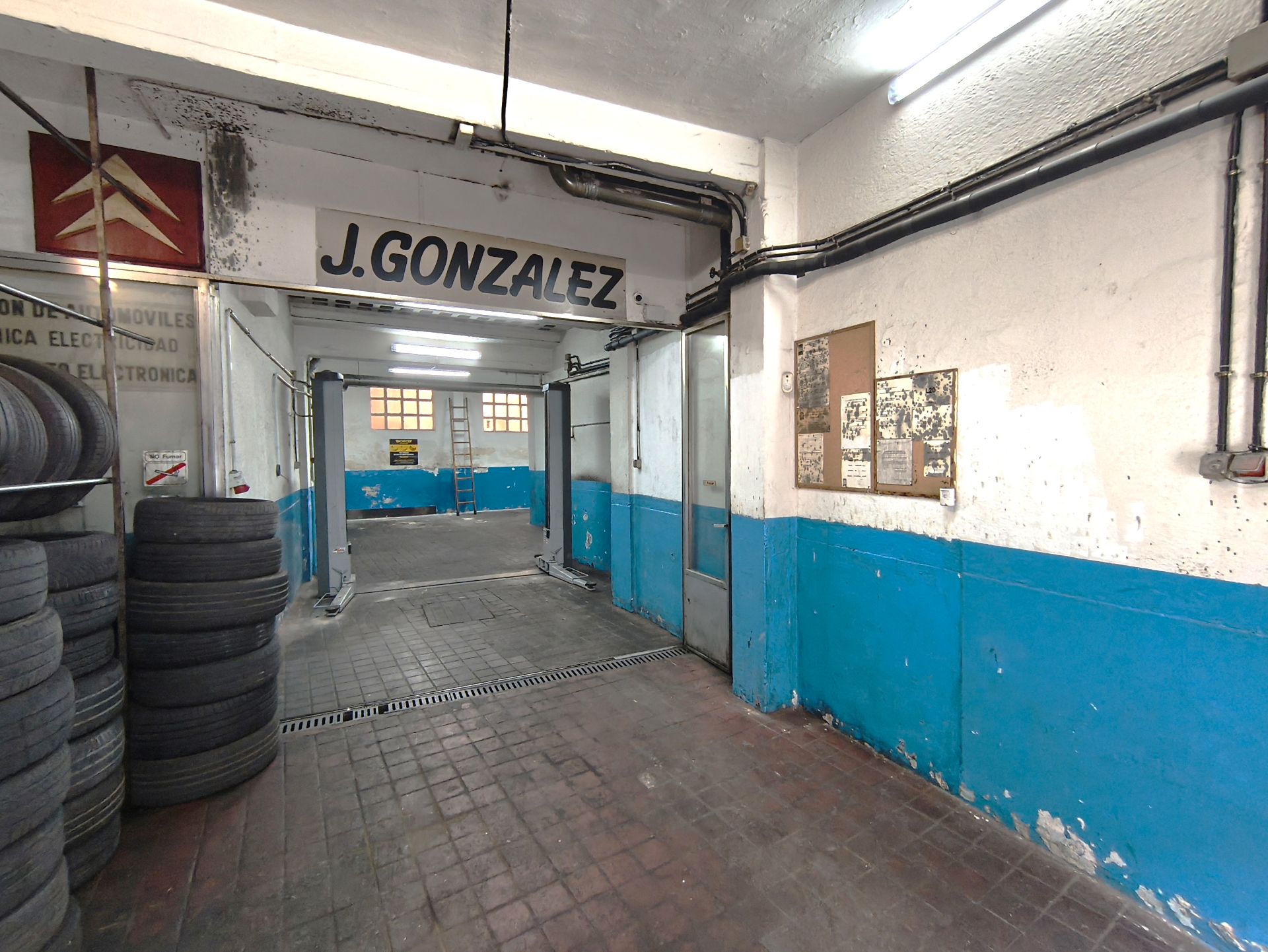 Premises for sale in  Madrid Capital