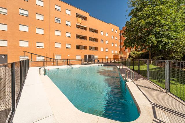 Piso en Alquiler en Estocolmo, 1 en Parque Oeste - Fuente Cisneros