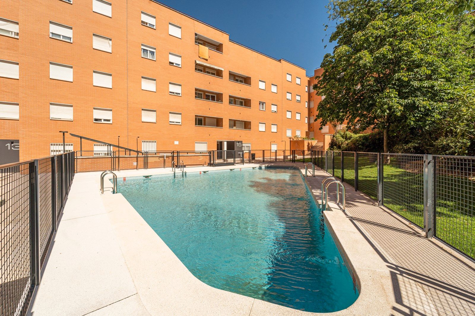 Swimming pool of Flat to rent in Alcorcón  with Parquet flooring