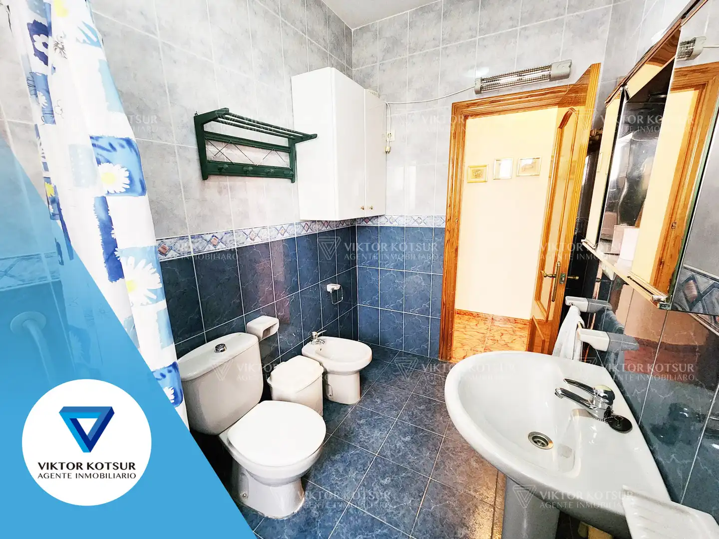 Baño de Casa adosada en venta en Roquetas de Mar con Aire acondicionado, Terraza y Trastero