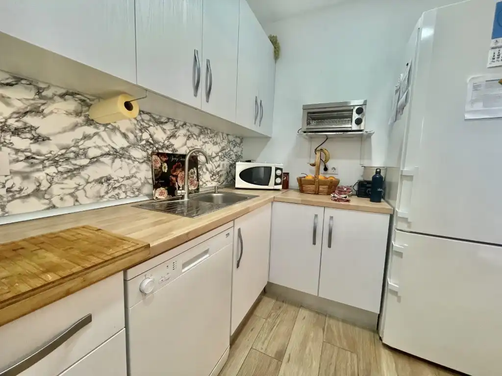 Kitchen of Flat for sale in Dos Hermanas