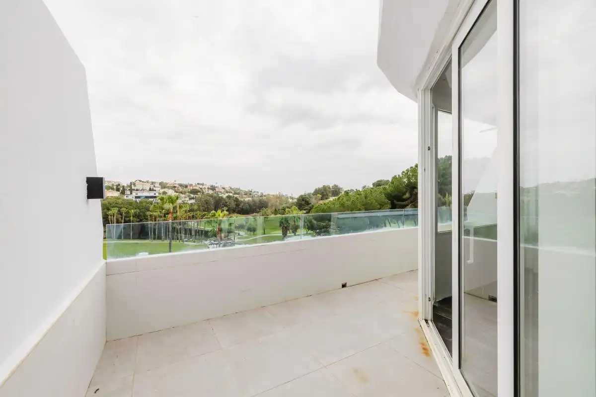 Terrassa de Casa adosada en venda en Benalmádena amb Aire condicionat, Calefacció i Jardí privat
