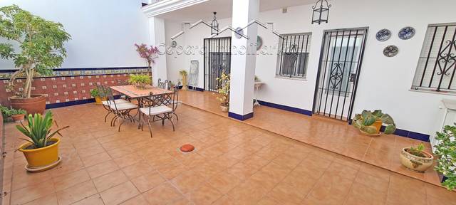 Casa-chalet en Venta en Paterna de Rivera