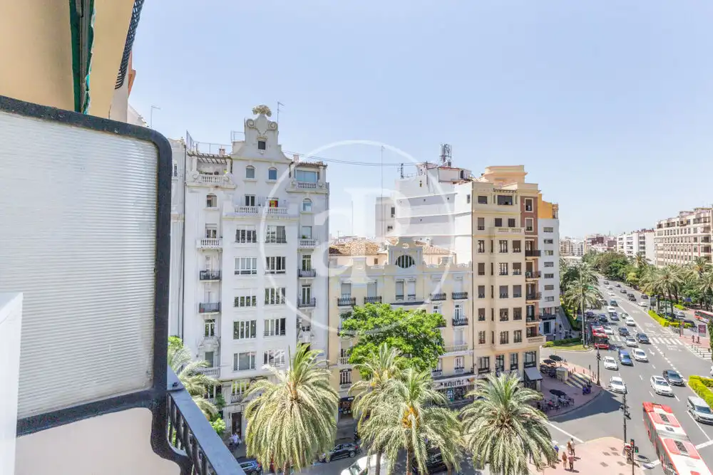 Exterior view of Flat for rent in Valencia  with Air Conditioner, Heating and Balcony