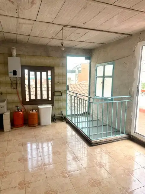Terrassa de Casa o xalet en venda en Montcada i Reixac amb Calefacció, Terrassa i Forn