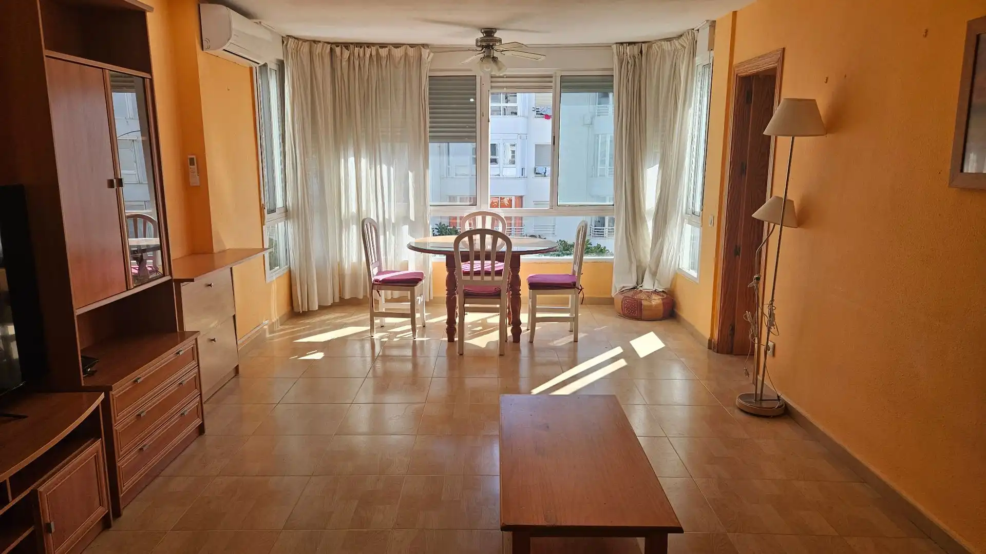 Comedor de Apartamento en venta en Laguna Beach