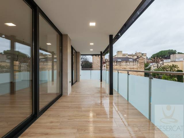 Dúplex en Venta en Avinguda de Gràcia en L'Eixample