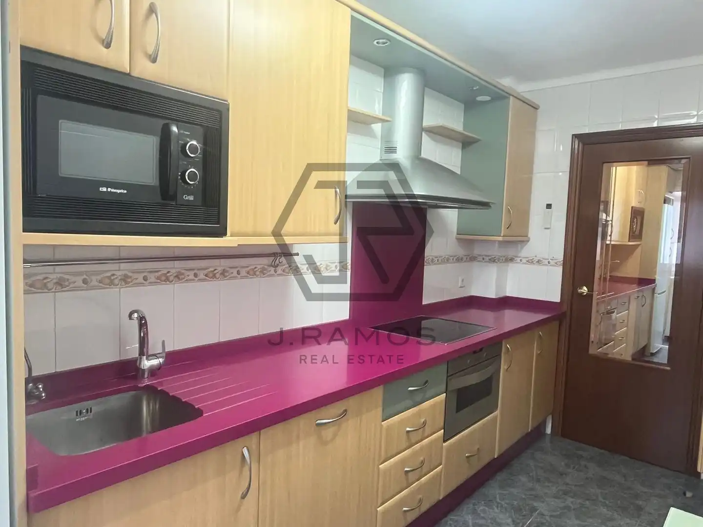 Piso con piscina en venta en Torre del Mar, imagen 26
