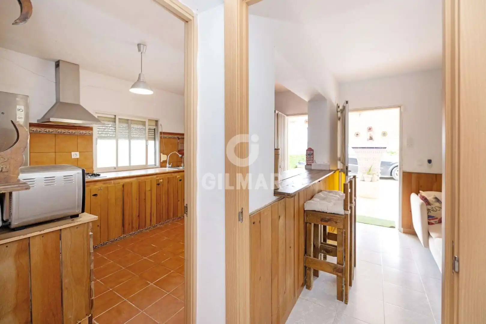 Cuina de Casa o xalet en venda en Chiclana de la Frontera amb Jardí privat i Piscina