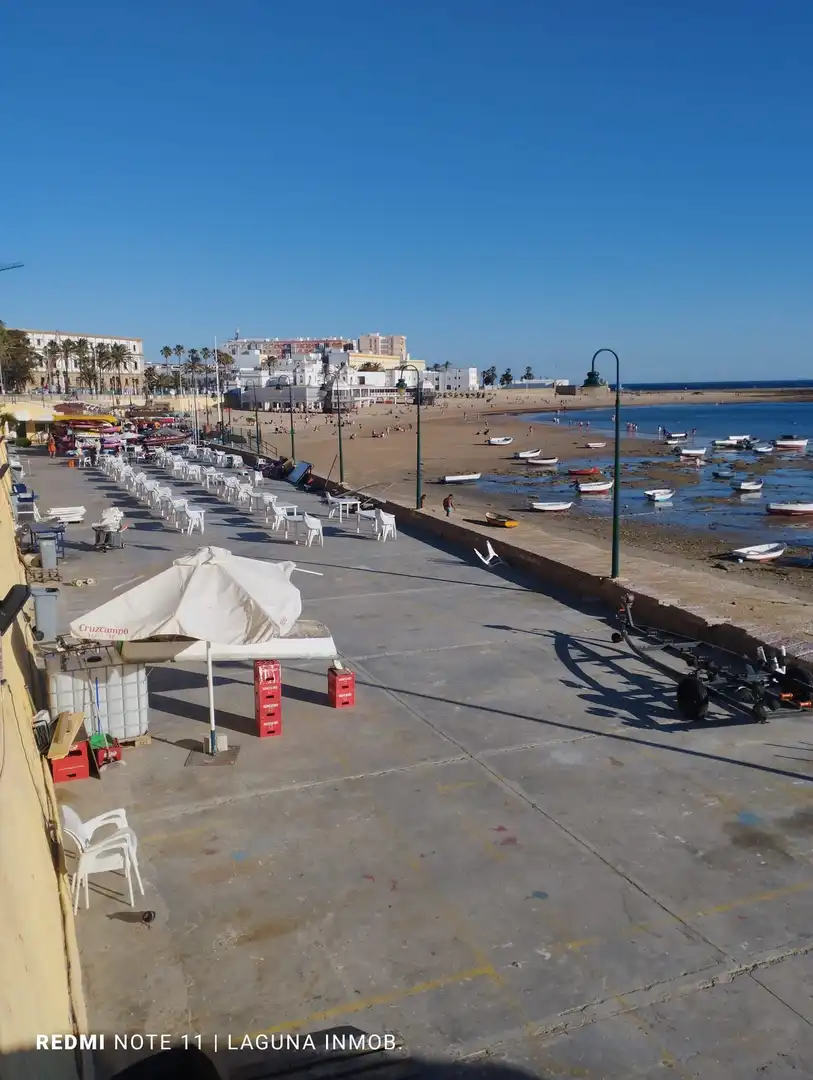 Pis en venda en Cádiz amb Terrassa i Moblat