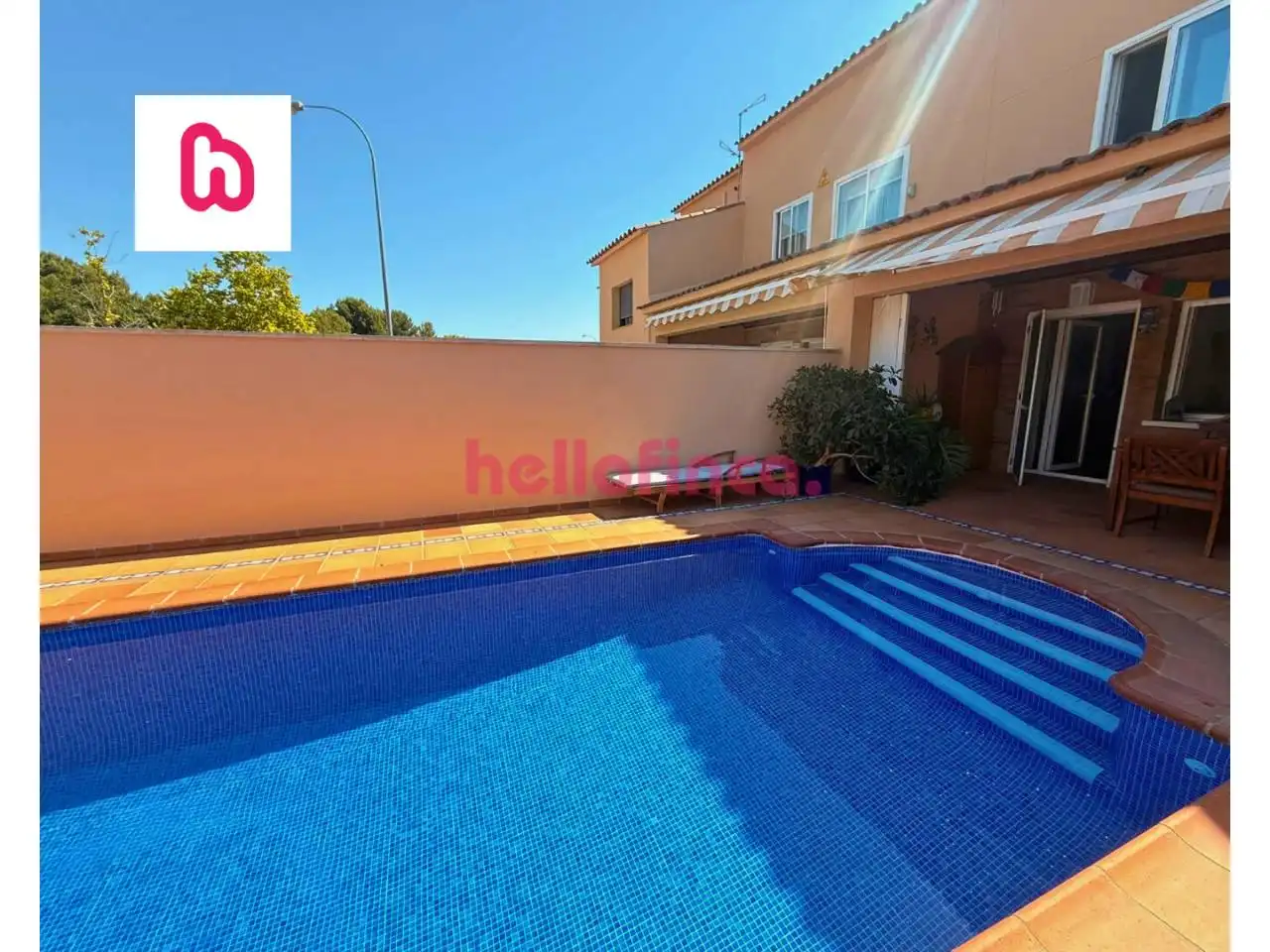 Swimming pool of Detached homes for sale in El Vendrell  with Air Conditioner, Heating and Private garden