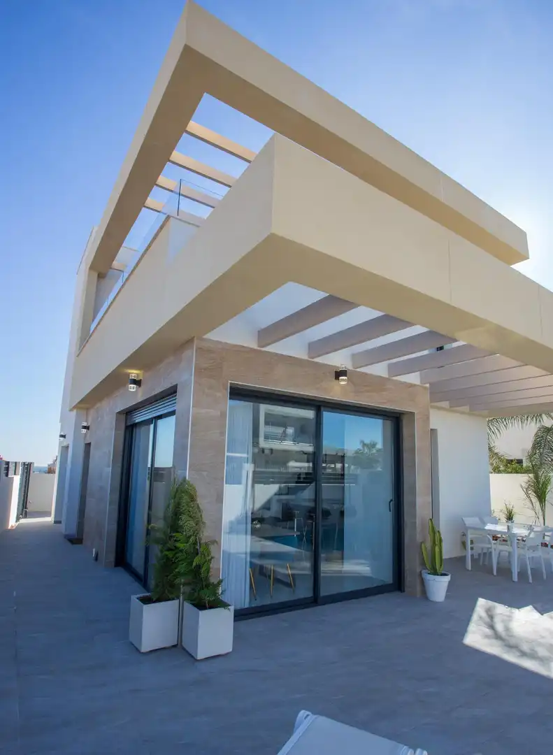 Villa con piscina in vendita a Los Montesinos, imagen 4