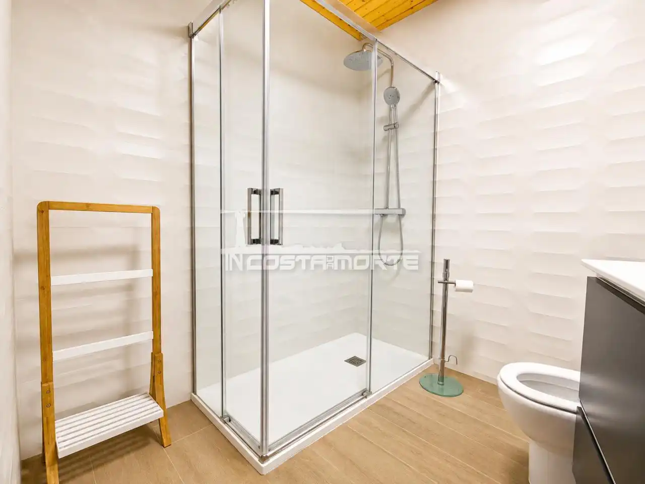 Baño de Ático de alquiler en Fisterra con Amueblado