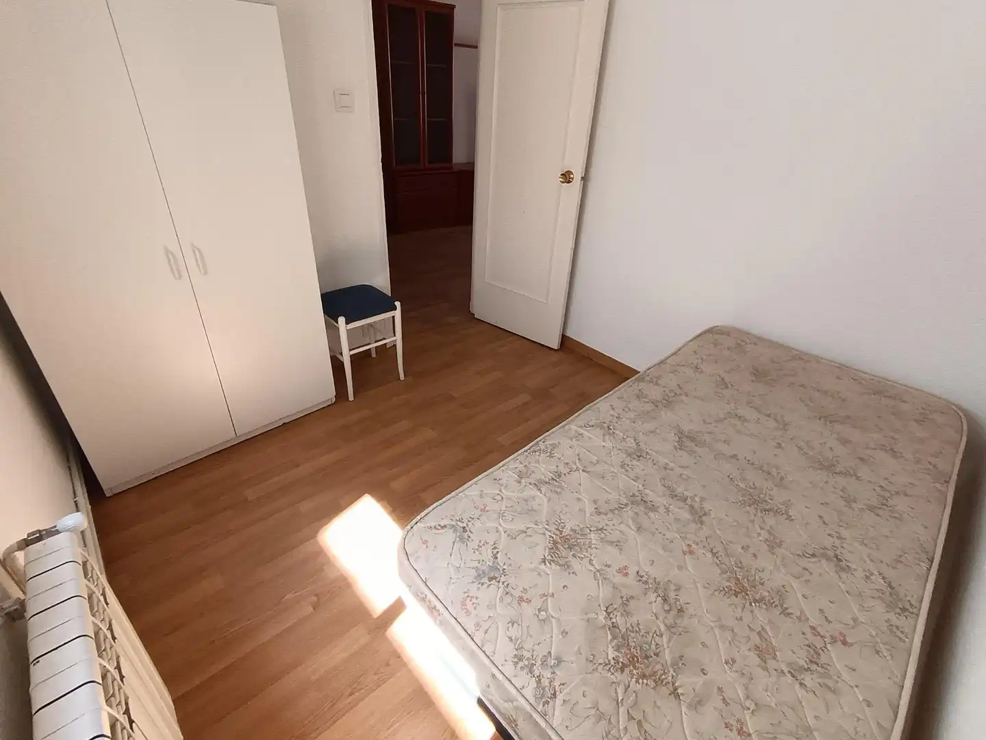 Bedroom of Flat for rent in Valladolid  with Heating and Furnished