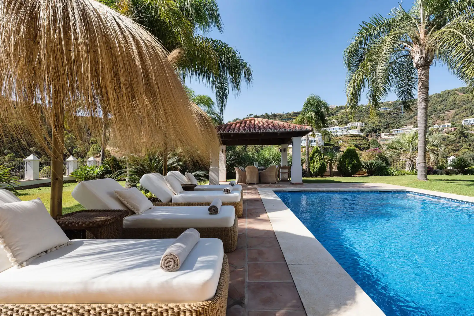 Terrace of Houses for sale in Benahavís  with Air Conditioner, Private garden and Swimming Pool