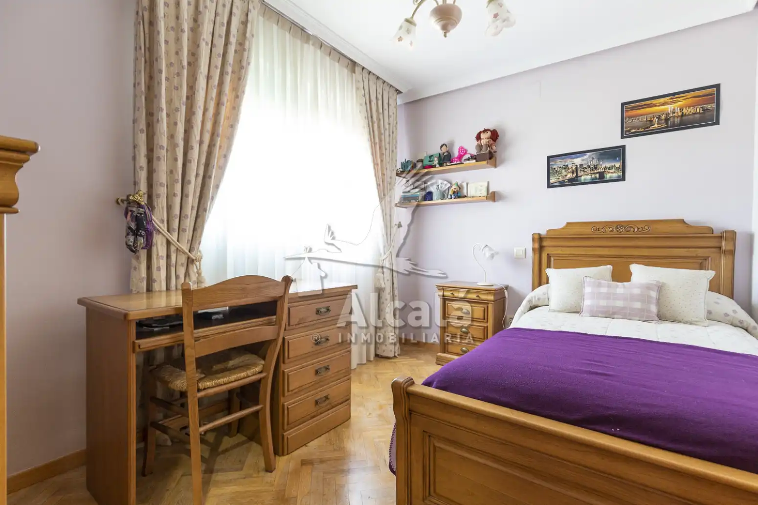 Bedroom of Houses for sale in Alcalá de Henares  with Air Conditioner, Heating and Parquet flooring