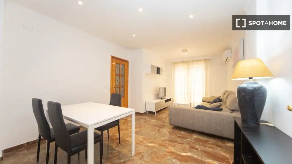 Room in Barrio de Zaidín