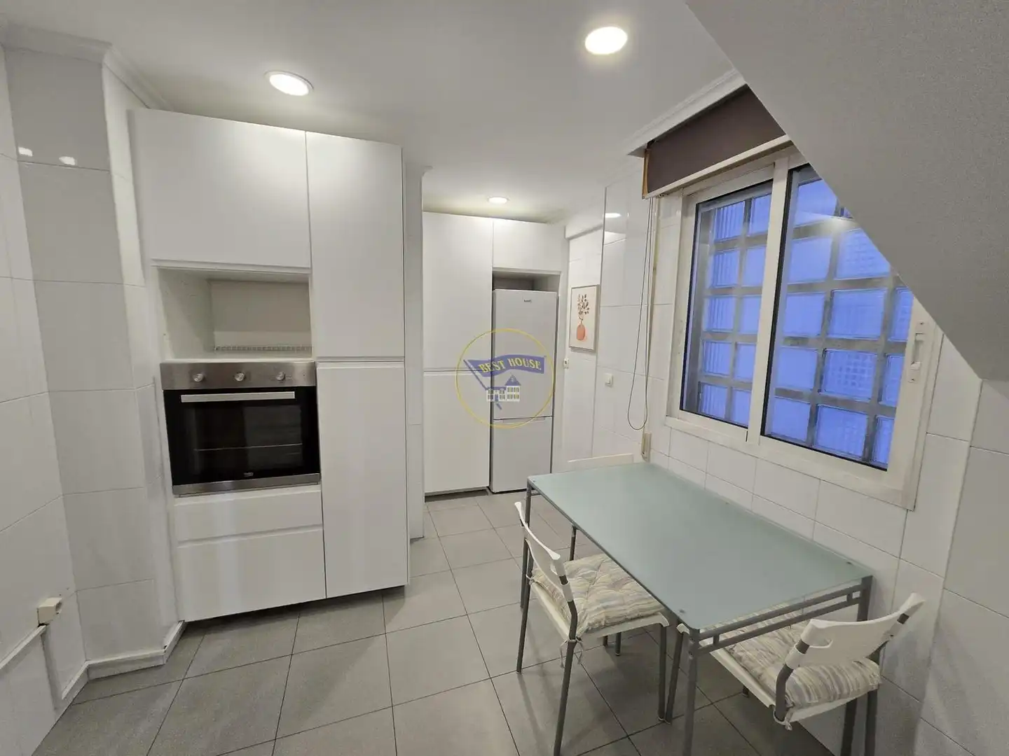Cocina de Ático en venta en Vigo  con Aire acondicionado, Calefacción y Parquet