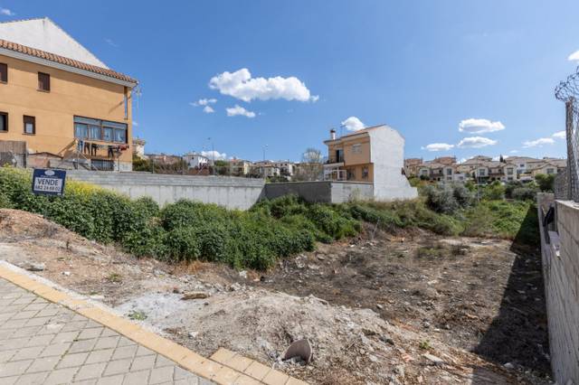 Terreno residencial en Venta en  gomez moreno en Jun