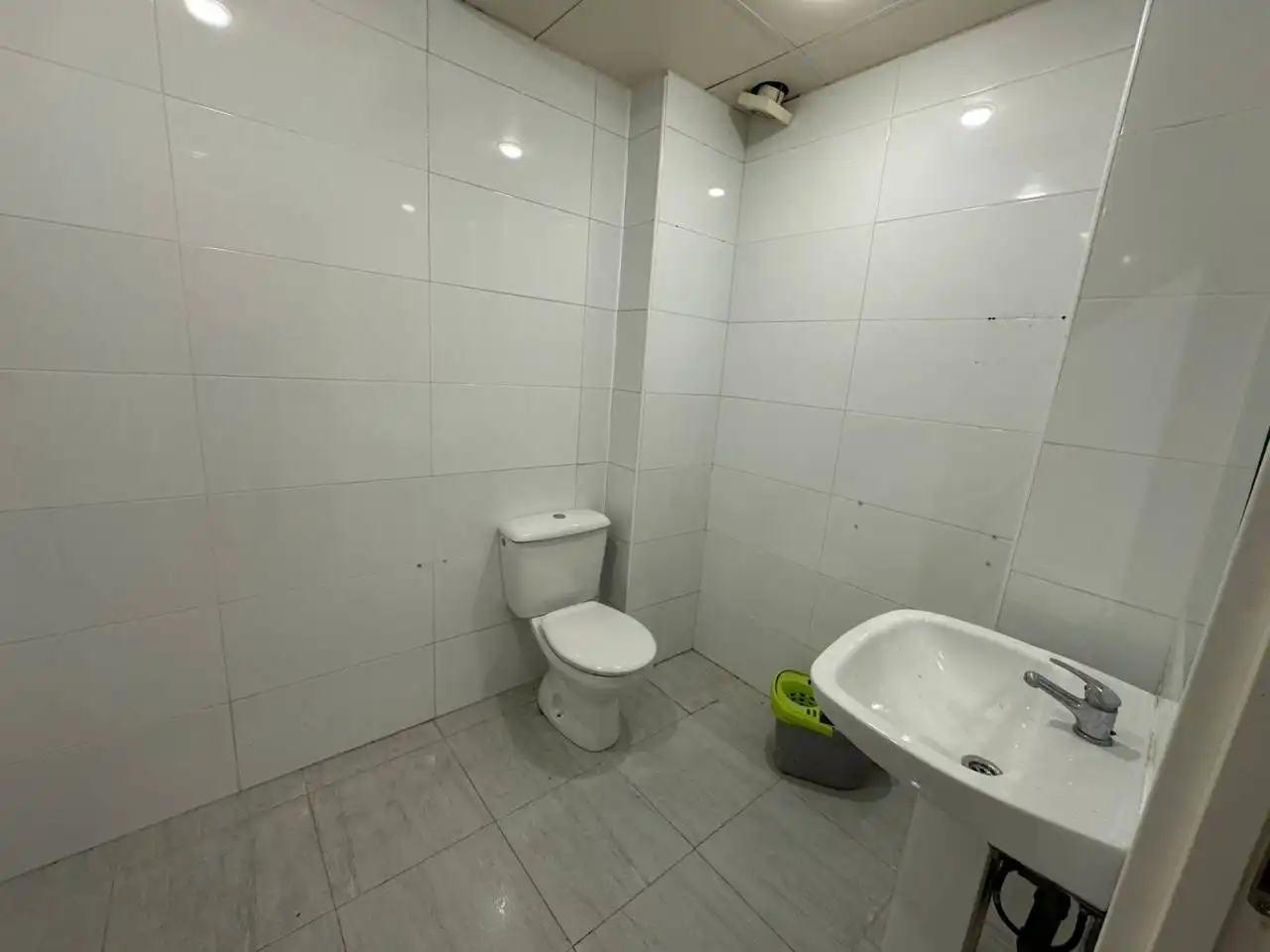 Business premises for sale in Calle Salauris, imagen 9