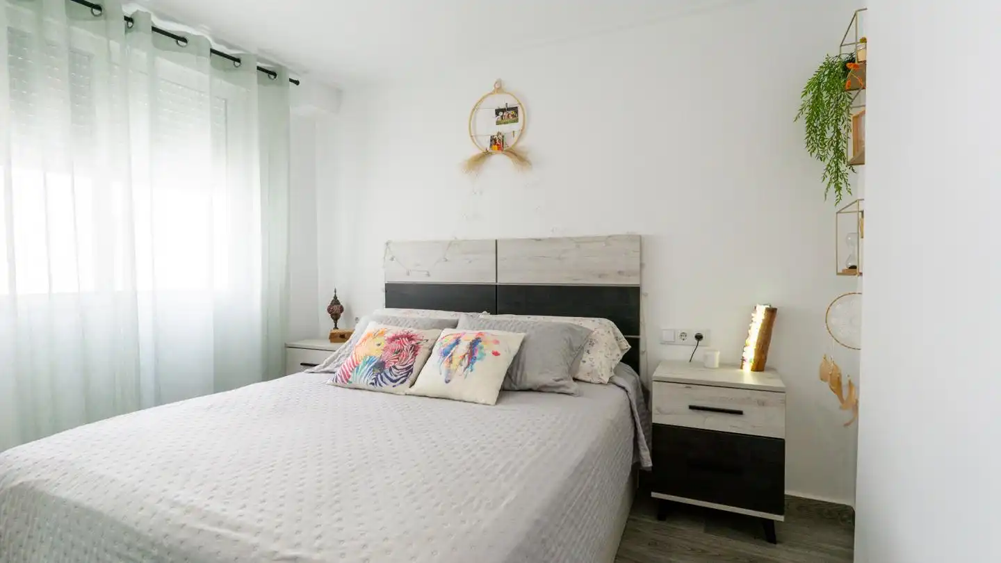 Flat for sale in Esperidion Porta Requesens, Carrús Este