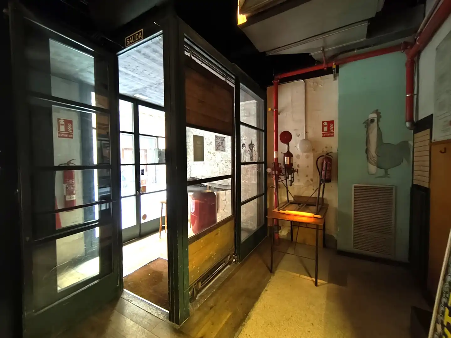 Business premises for transfer in Carrer del Marquès de Barberà 15, imagen 3
