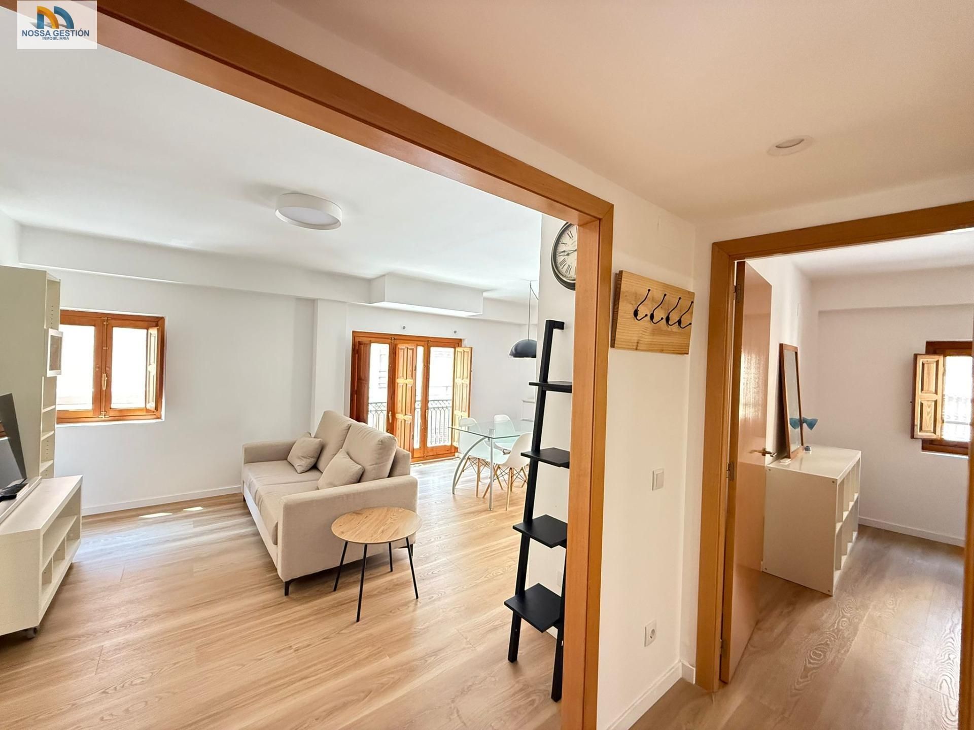Living room of Flat to rent in  Valencia Capital  with Air Conditioner, Heating and Parquet flooring